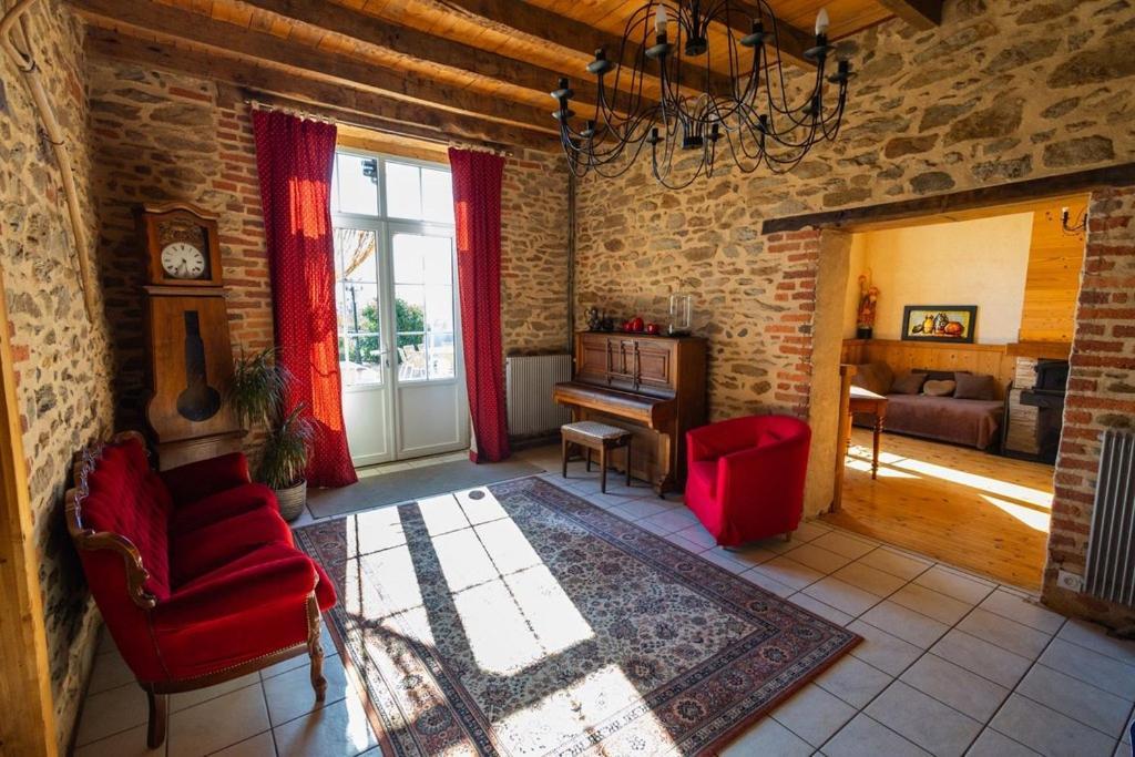 Chambres Et Tables D' Hotes Manglieu Bagian luar foto